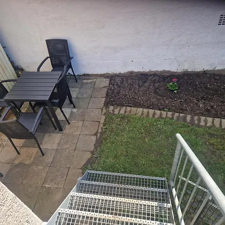 Pk 2 In Seenaehe & Mit Garten Dinslaken